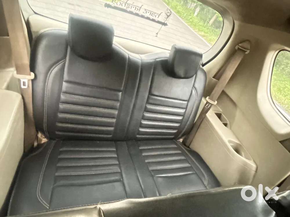Maruti Suzuki Ertiga 2013