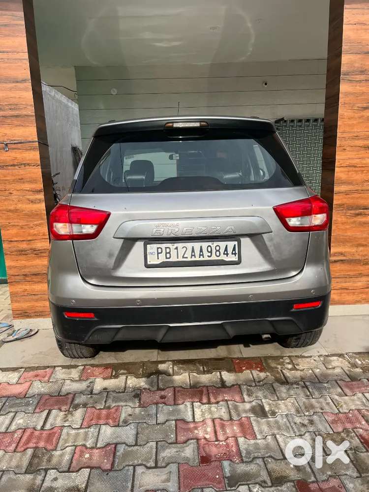 Maruti Suzuki Brezza 2016 Diesel Well Maintained