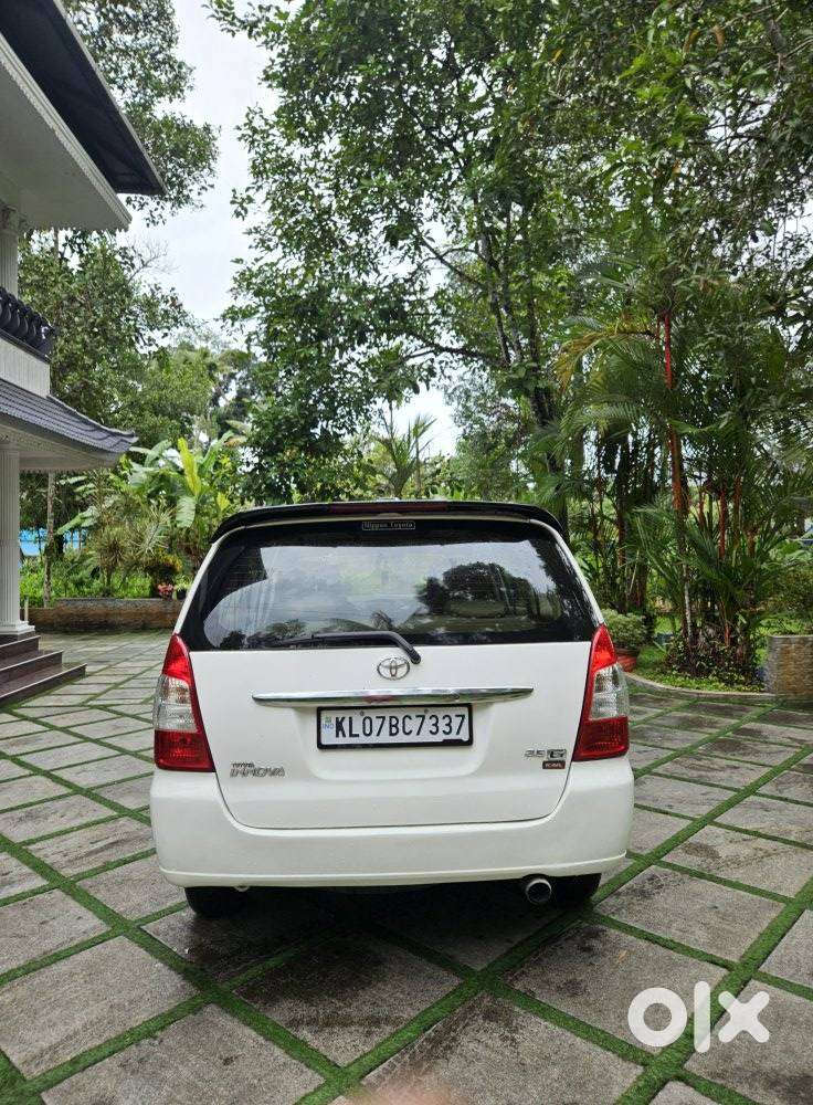 Toyota Innova 2.5 G4 Diesel 7-seater, 2006, Diesel