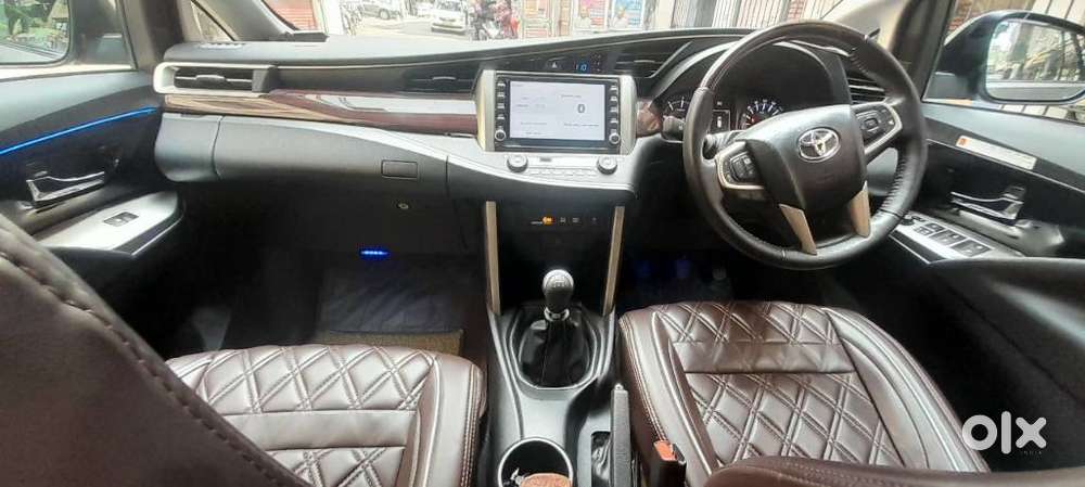 Toyota Innova Crysta 2.4 V 8 Str, 2023, Diesel