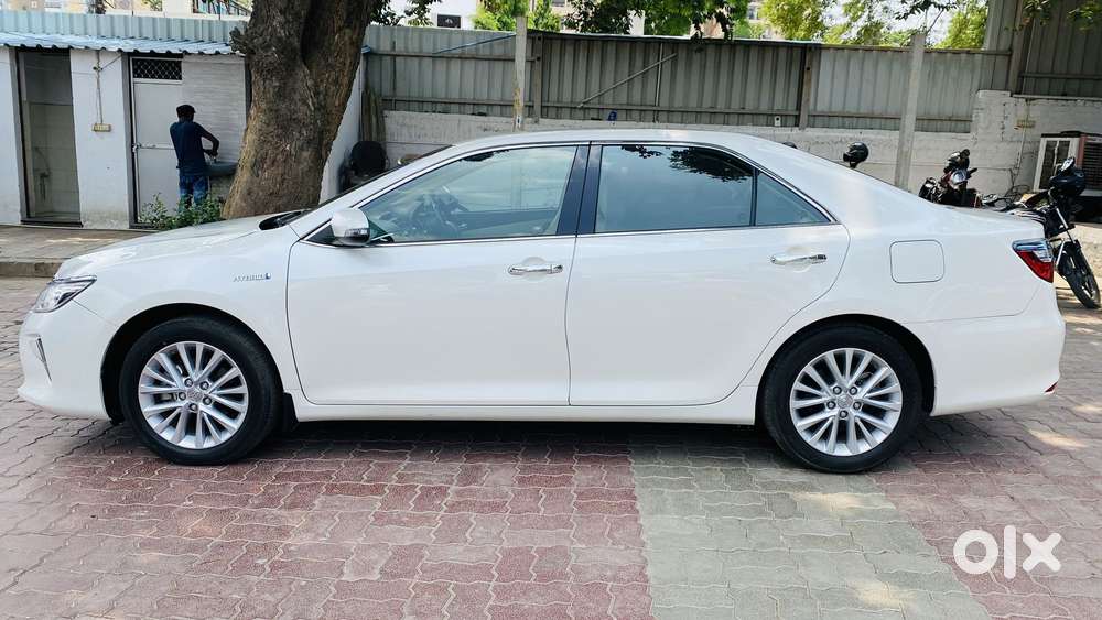 Toyota Camry Hybrid 2.5, 2017, Petrol