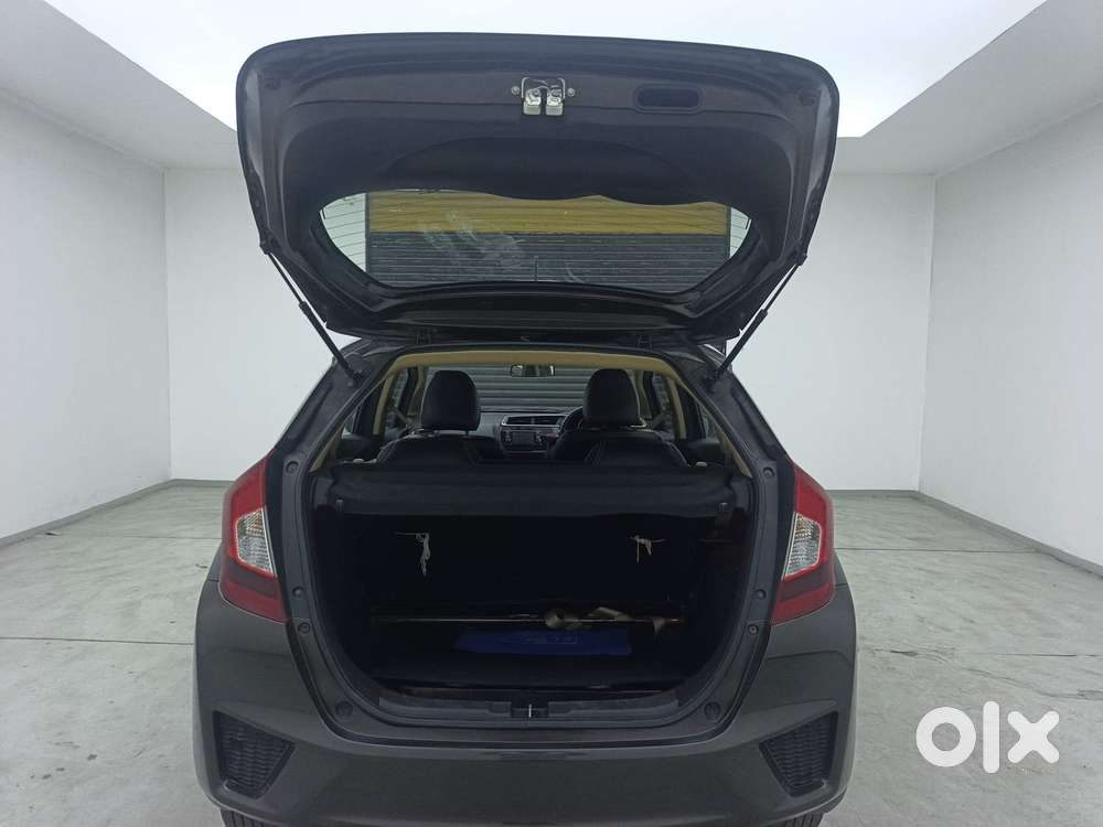 Honda Jazz [2020-2023] 1.2 V I-vtec Mt, 2015, Petrol