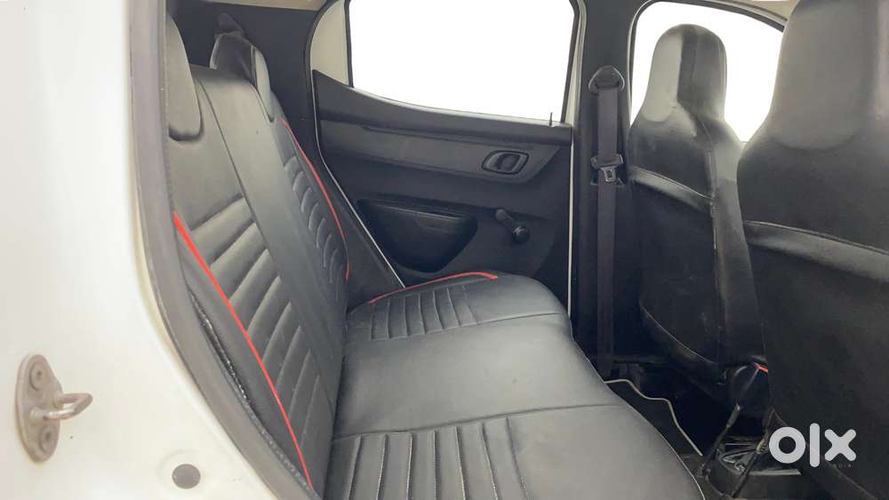 Renault Kwid 1.0 Rxt 02 Anniversary Edition, 2017, Petrol