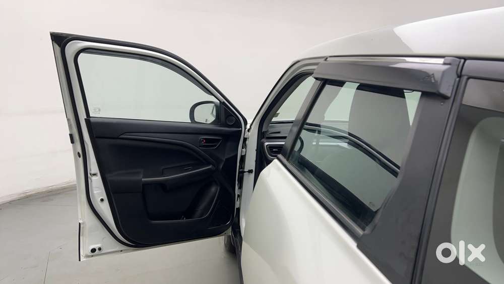 Maruti Suzuki Vitara Brezza 1.5 Zxi Plus At Dual Tone, 2024, Petrol