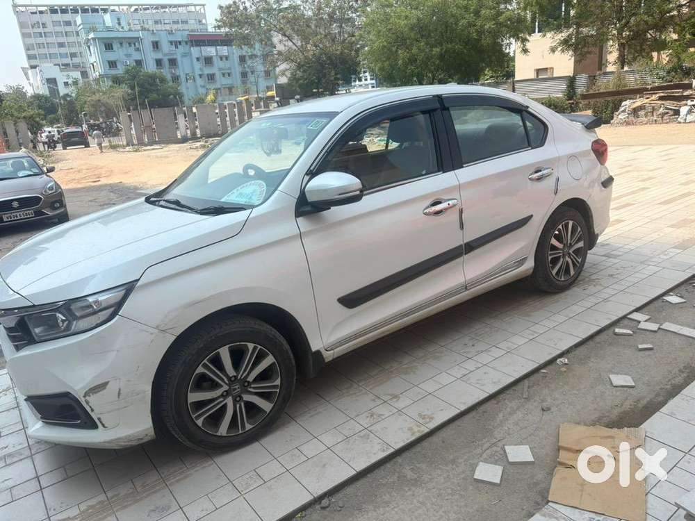 Honda Amaze 2023 Automatic Petrol Well Maintained Car