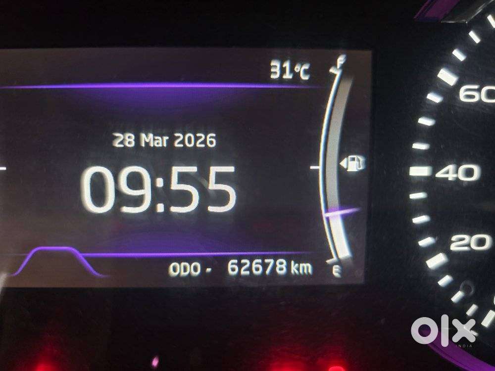 Mahindra Marazzo M6 8str, 2021, Diesel