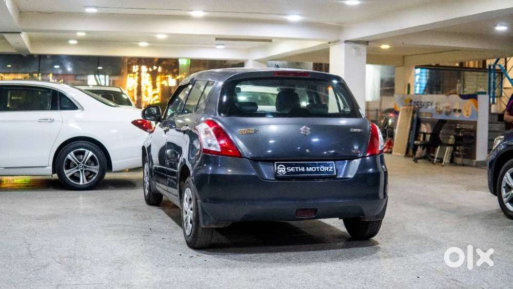 Maruti Suzuki Swift 1.2 Vxi (o), 2016, Petrol