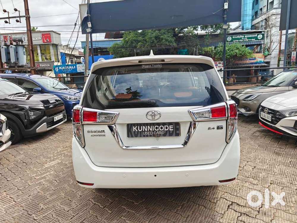 Toyota Innova Crysta 2.4 Gx Mt 8s, 2018, Diesel