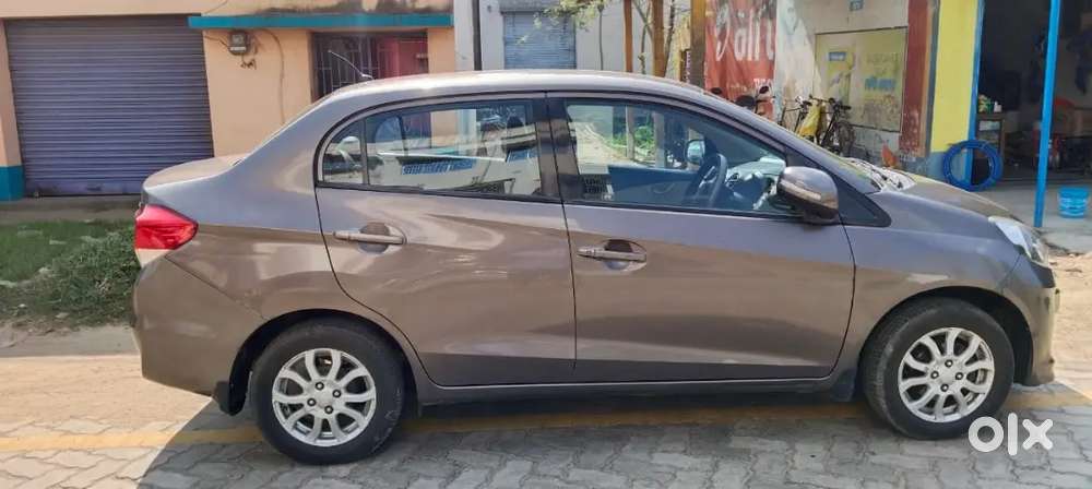 Honda Amaze Petrol Top Model Verygood Condition
