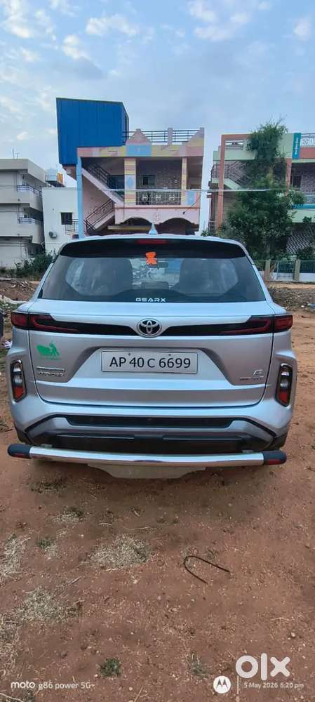 Toyota Urban Cruiser Hyryder 2023 Drive