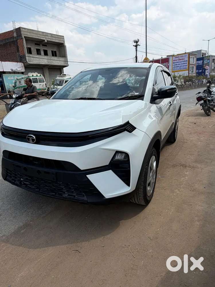 Tata Nexon 2025 Diesel 50000 Km Driven