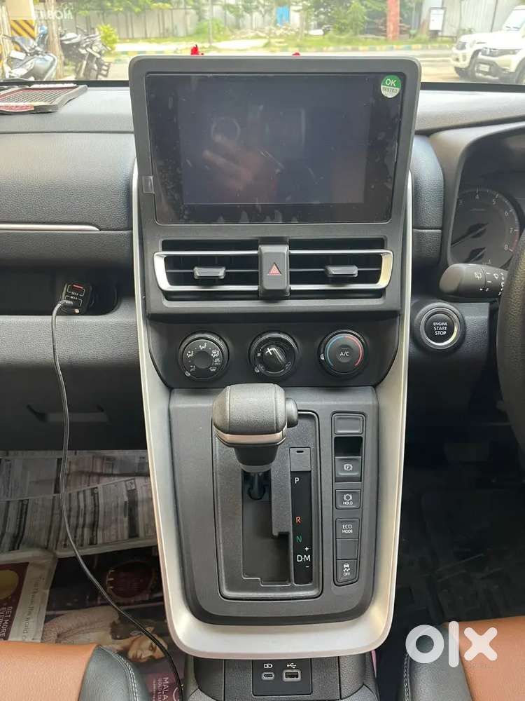Toyota Innova Hycross 2023 Petrol 63500 Km Driven