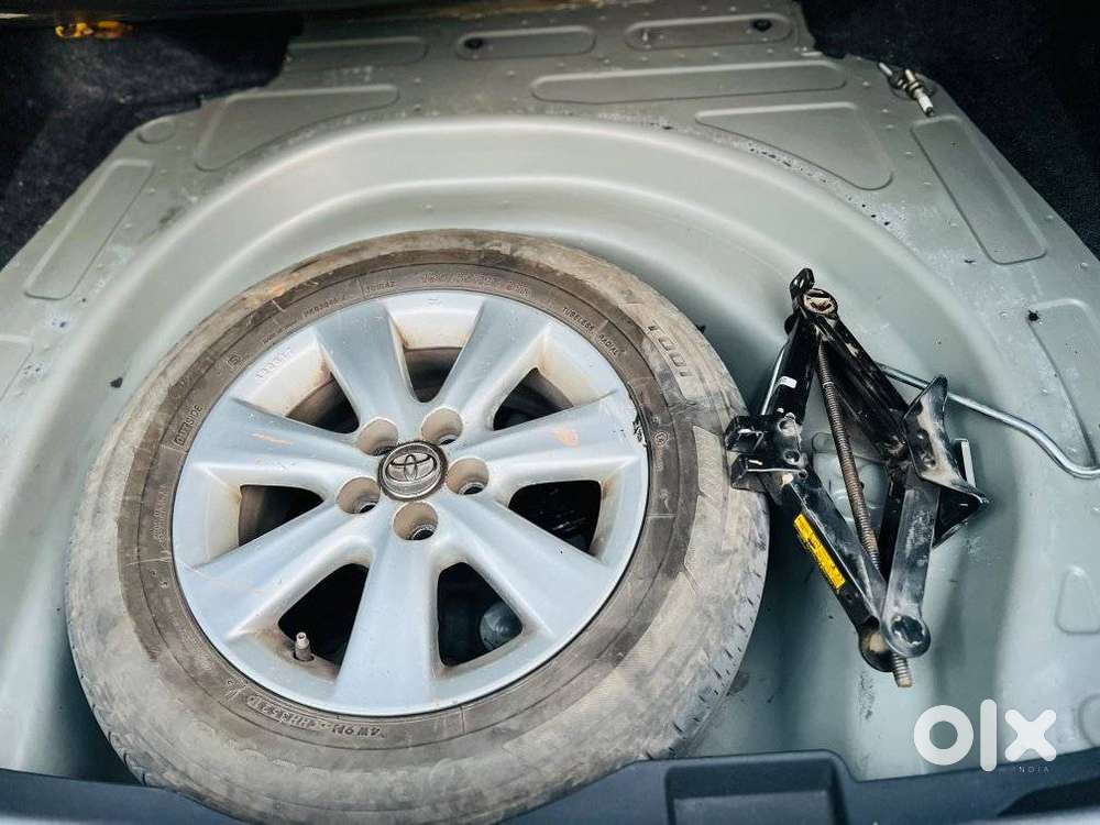 Toyota Corolla Altis G, 2013, Petrol