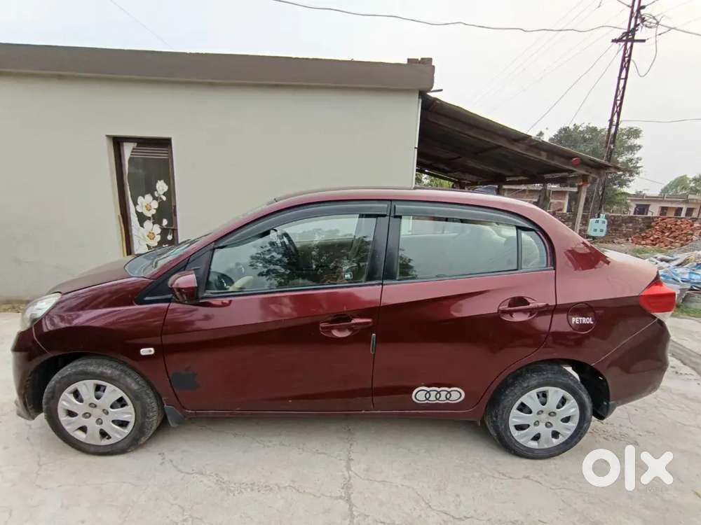 Honda Amaze Petrol Car 2014