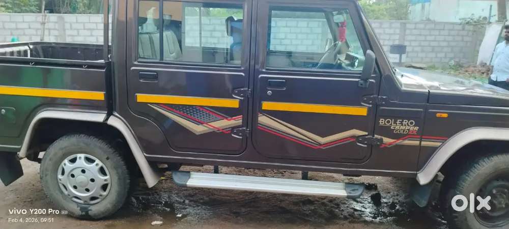 Mahindra Bolero Champer Gold