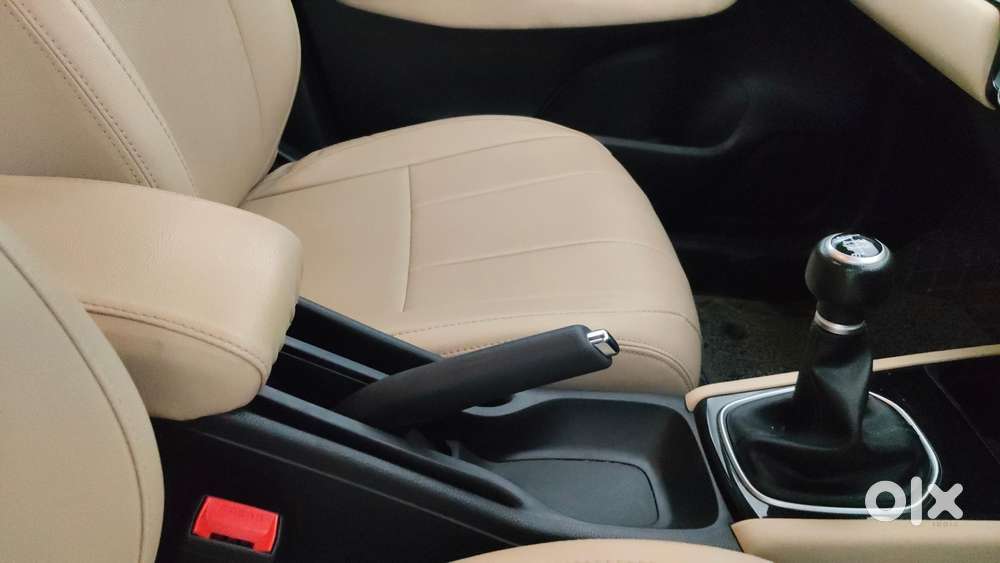 Honda City 1.5 V 5th Gen I-vtec Mt, 2021, Petrol