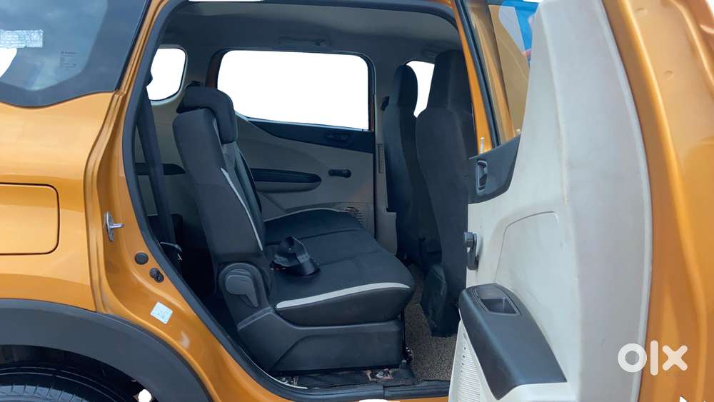 Renault Triber Rxl, 2024, Petrol