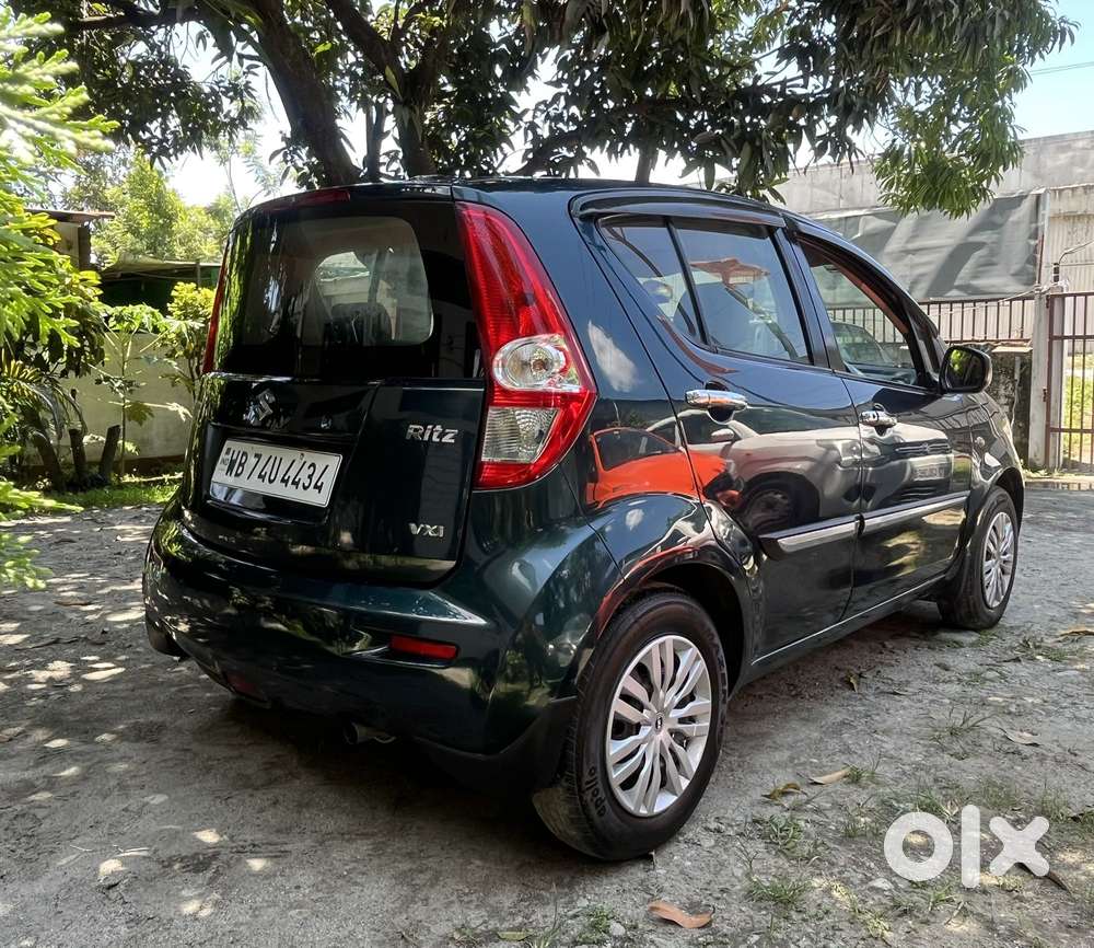 Maruti Suzuki Ritz Vxi, 2011, Petrol