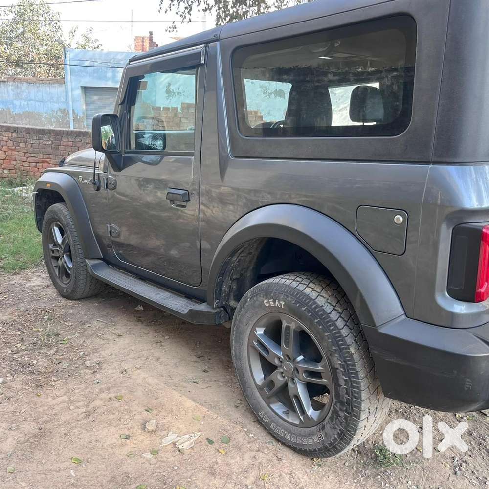Mahindra Thar 4x4 Top Model