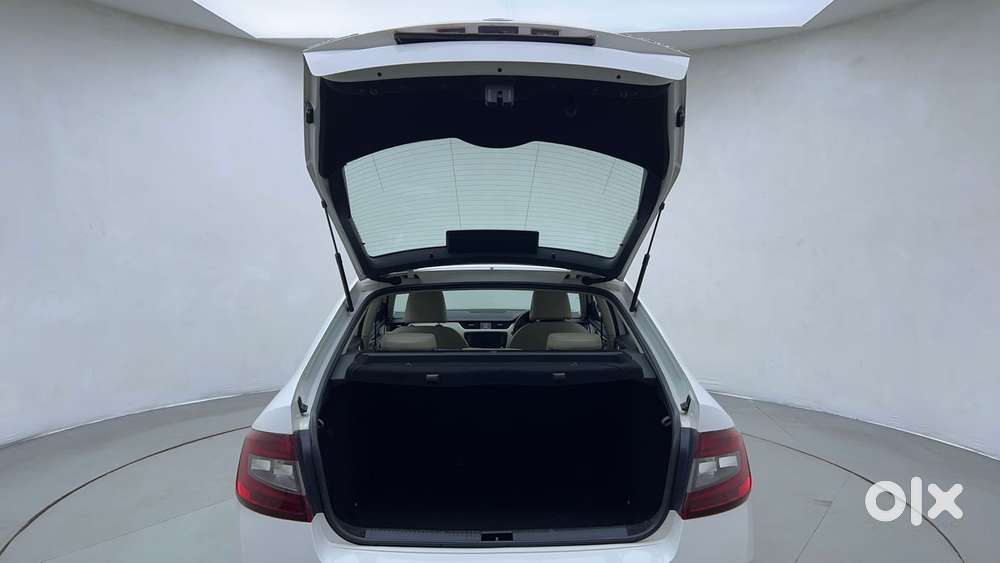 Skoda Octavia 2.0 L K Tsi At, 2018, Petrol