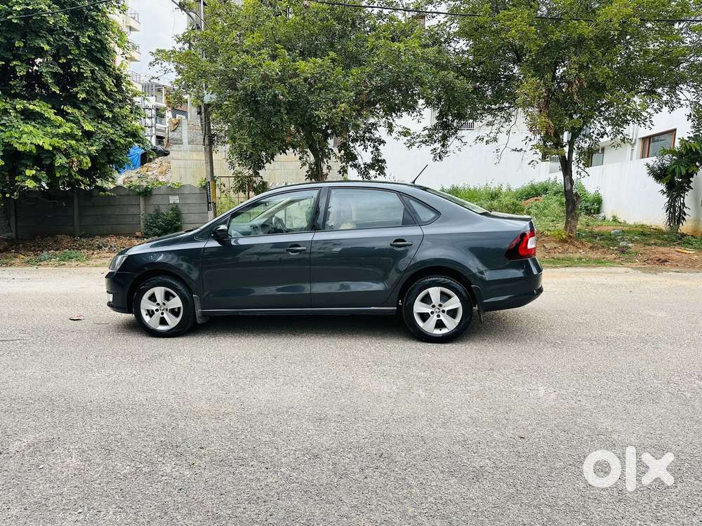 Skoda Rapid 1.6 Mpi At Style, 2018, Petrol