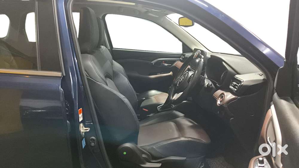 Maruti Suzuki Grand Vitara 1.5 Alpha Smart Hybrid At, 2024, Petrol