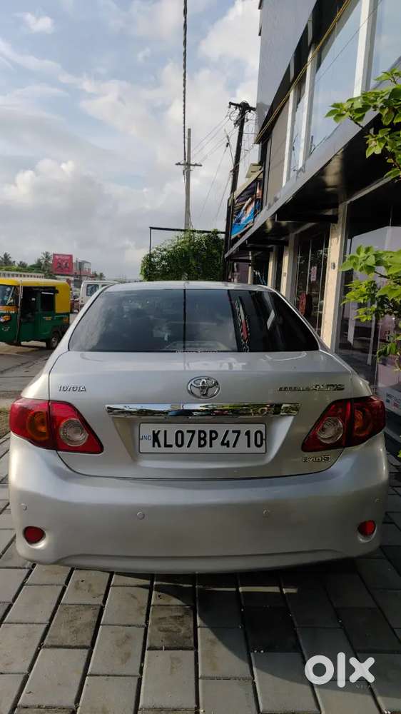 Toyota Corolla Altis 2010