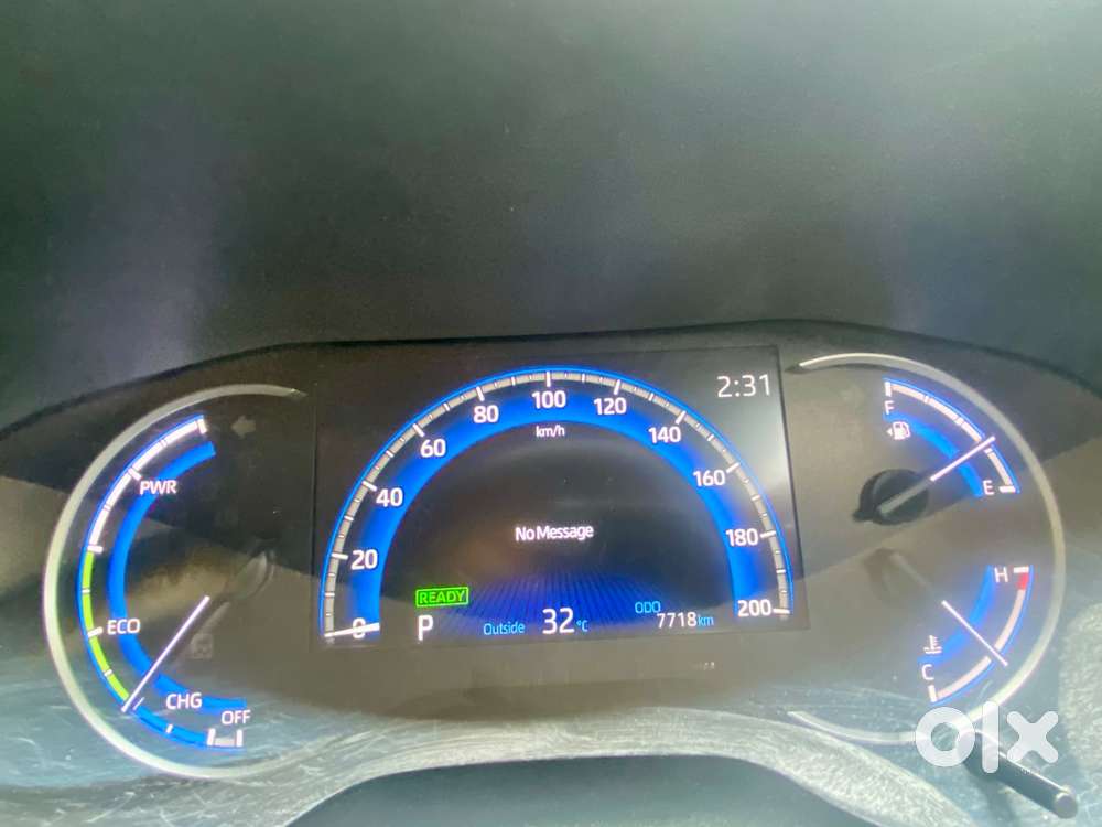 Toyota Innova Hycross 2.0 Vx Hybrid 8 Str, 2025, Cng & Hybrids