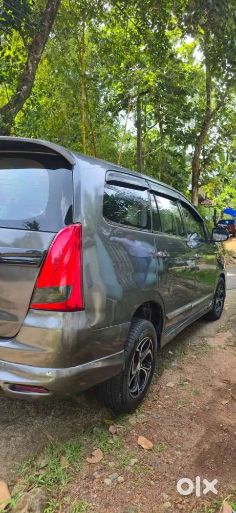 Toyota Innova 2.5 Diesel 2010