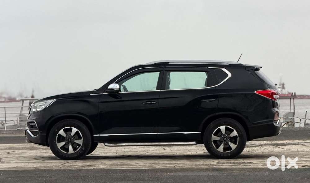 Mahindra Alturas G4 4wd At, 2019, Diesel