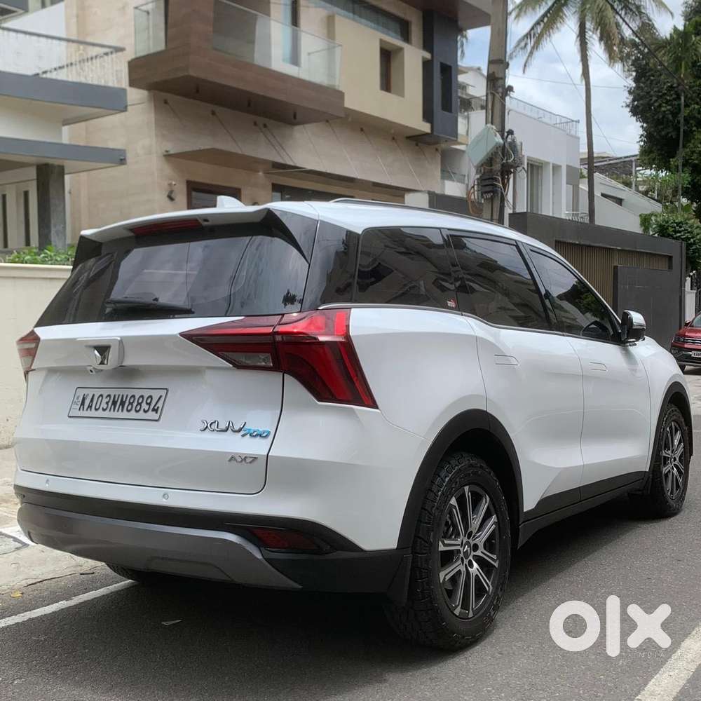 Mahindra Xuv700 2.2 Ax 7 Diesel At Luxury Pack Str Awd, 2022, Diesel