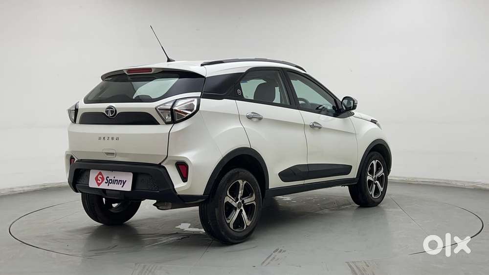 Tata Nexon 1.2 Revotron Xm (s), 2023, Petrol
