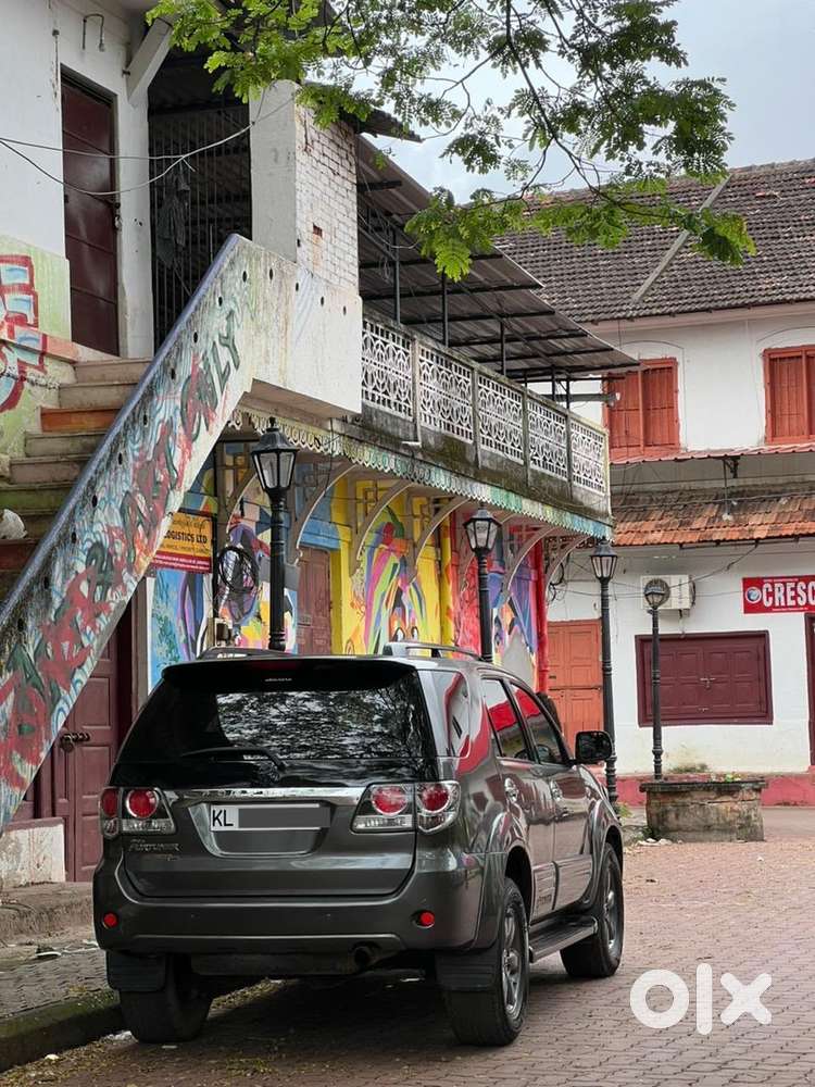Toyota Fortuner Diesel 2010 Year