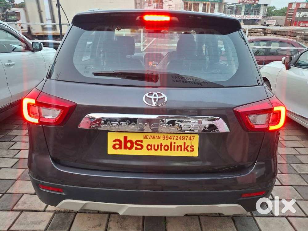 Toyota Urban Cruiser 1.5 Premium Grade At, 2022, Petrol
