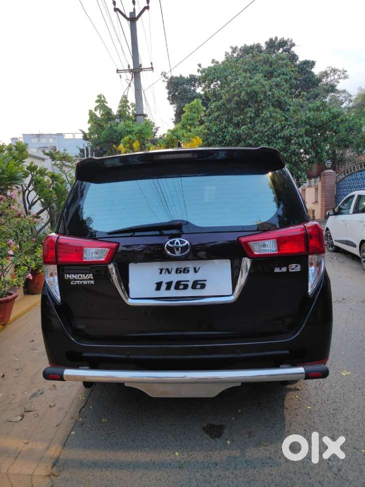 Toyota Innova Crysta