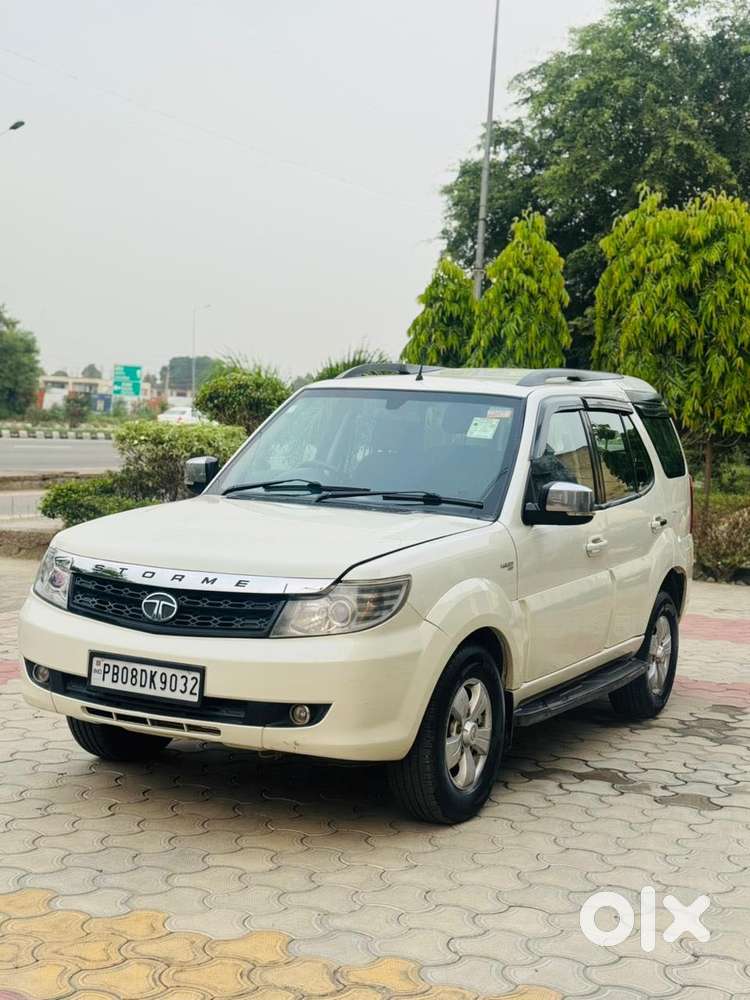 Tata Safari Storme Vx, 2016, Diesel