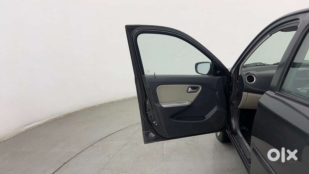 Maruti Suzuki Alto K10 1.0 Vxi Amt, 2015, Petrol