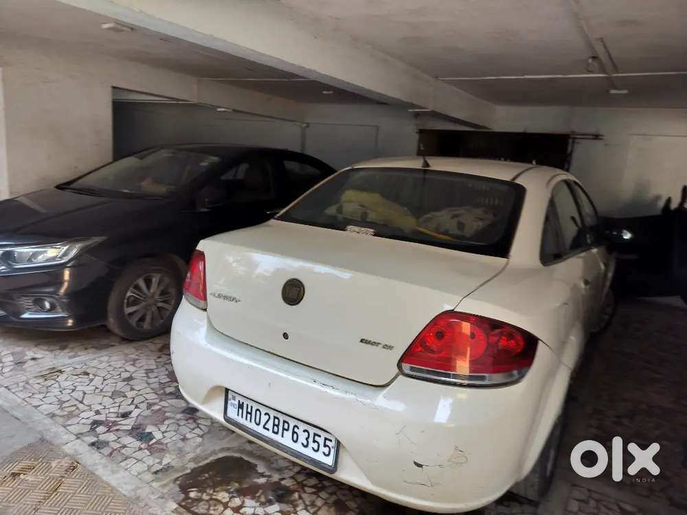 Fiat Linea 2010 Petrol 65000 Km Driven