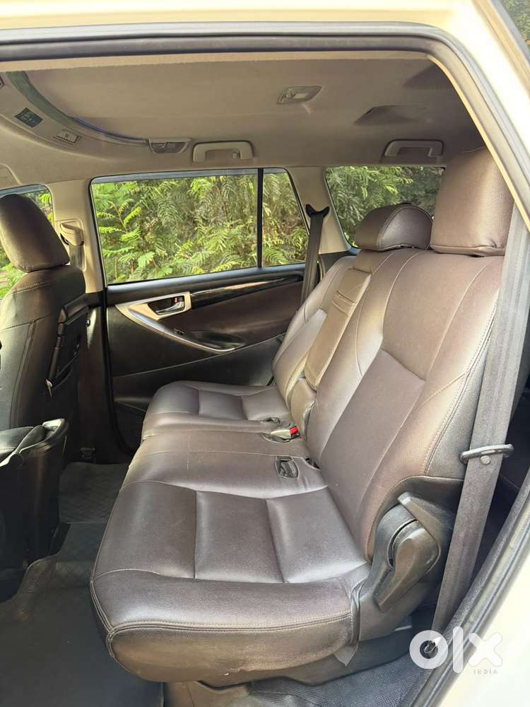Toyota Innova Crysta 2.4 V 8 Str, 2018, Diesel