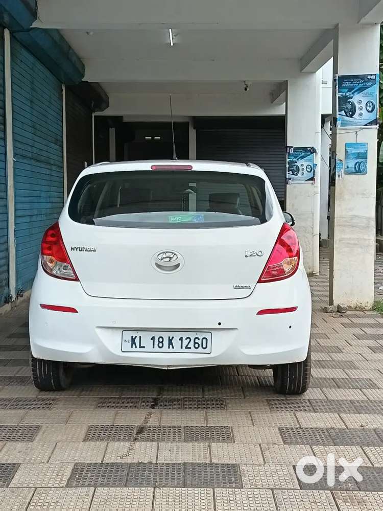 Hyundai I20 2012 Petrol 100000 Km Driven