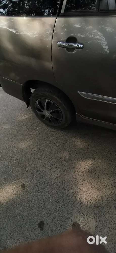 Toyota Innova 2006 Diesel 201000 Km Driven