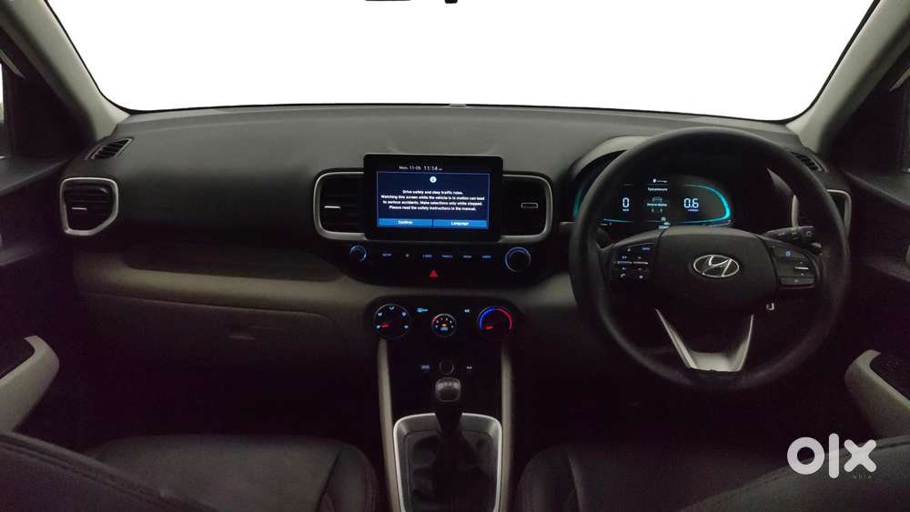 Hyundai Venue [2022-ongoing] 1.2 S, 2023, Petrol