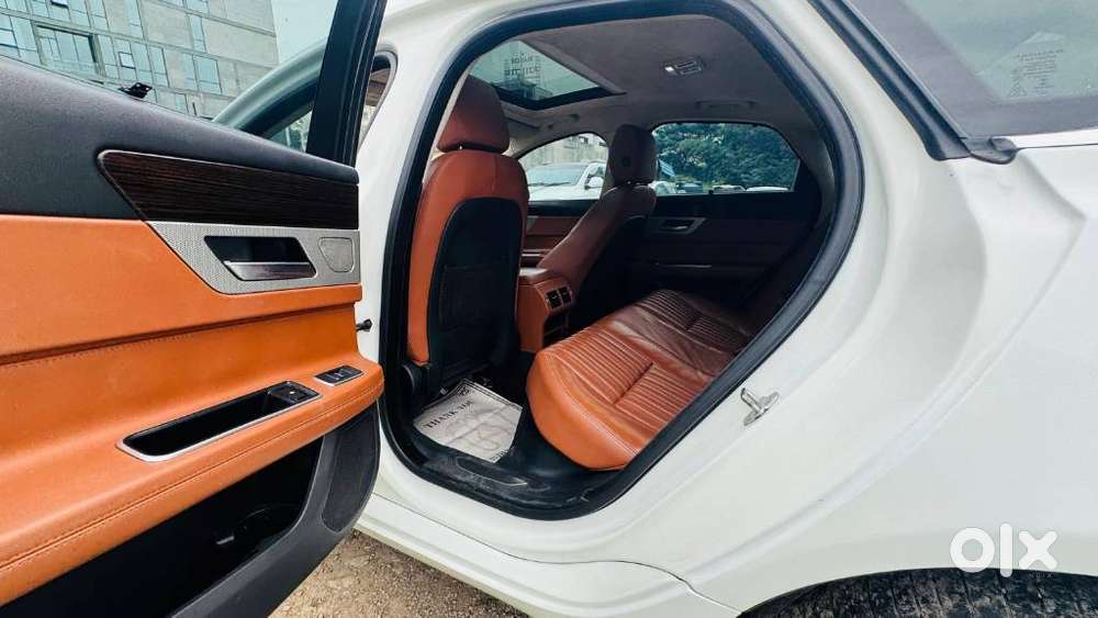Jaguar Xf 2.0 Diesel Portfolio, 2017, Diesel