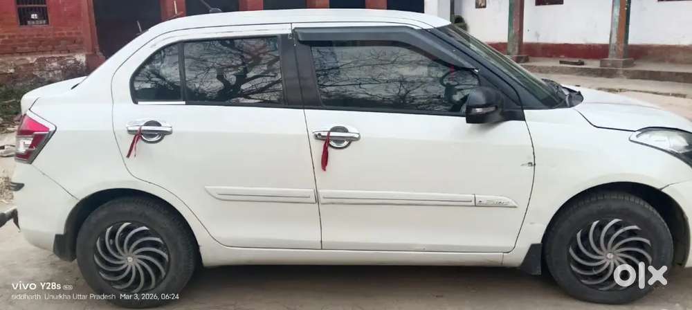 Dzire कार बढ़िया कंडीशन