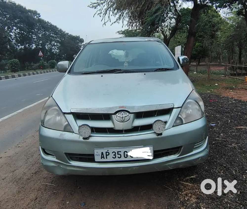 Toyota Innova 2007 Diesel Well Maintained