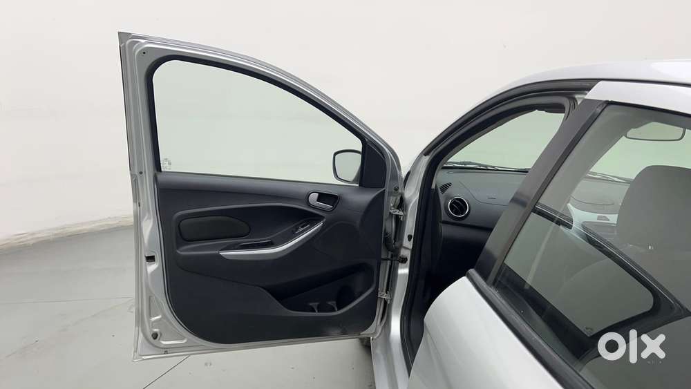 Ford Figo 1.2p Trend Mt, 2016, Petrol
