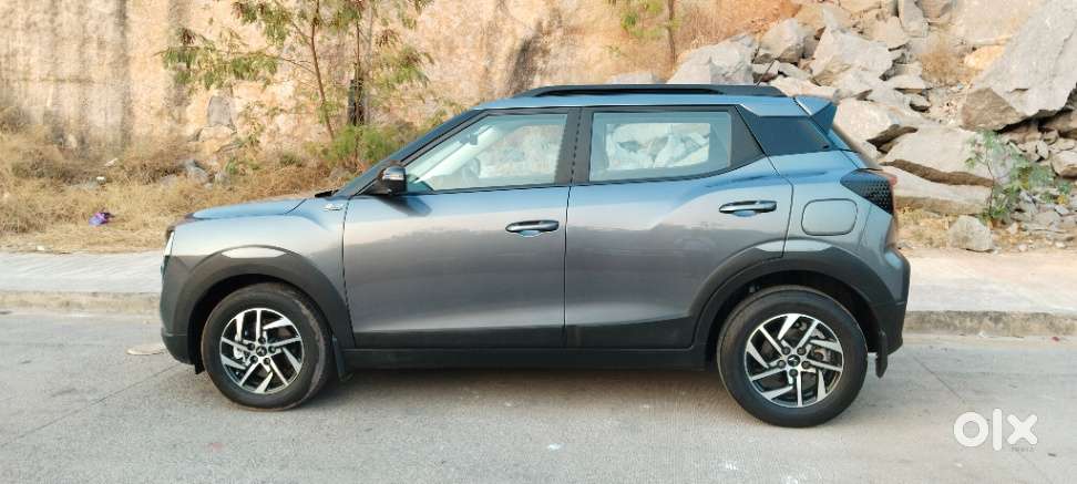 Mahindra Xuv 3xo Ax5l 1.2 Petrol At, 2024, Petrol