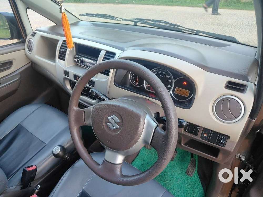Maruti Suzuki Zen Estilo Vxi Bsiv, 2013, Petrol