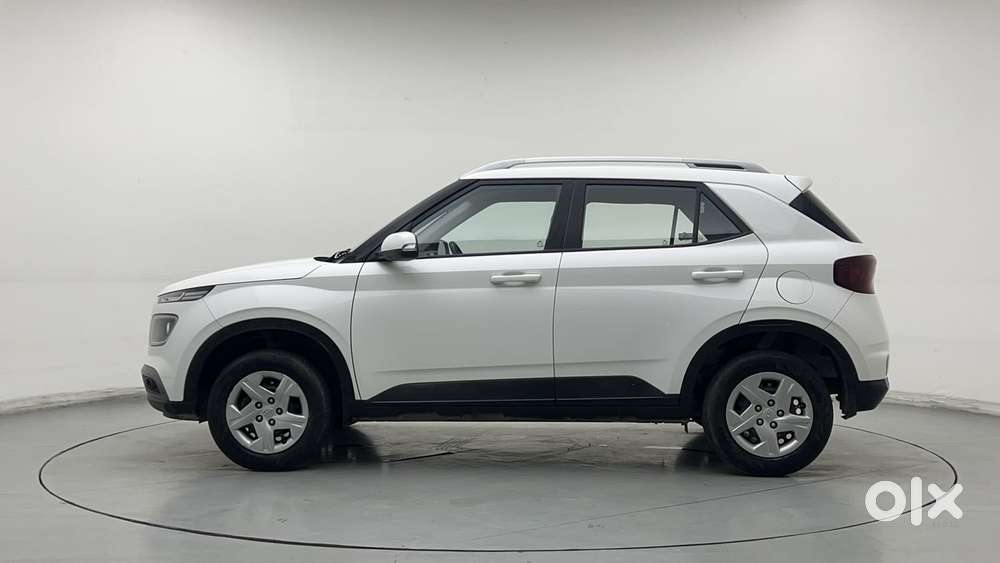 Hyundai Venue 1.2 S Plus, 2021, Petrol