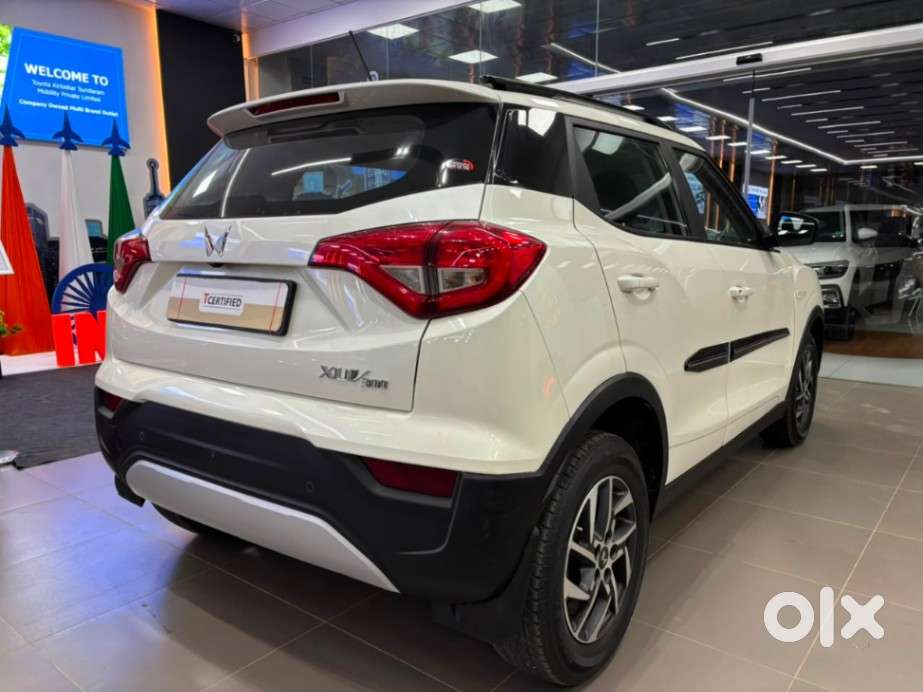 Mahindra Xuv300 W6, 2023, Petrol